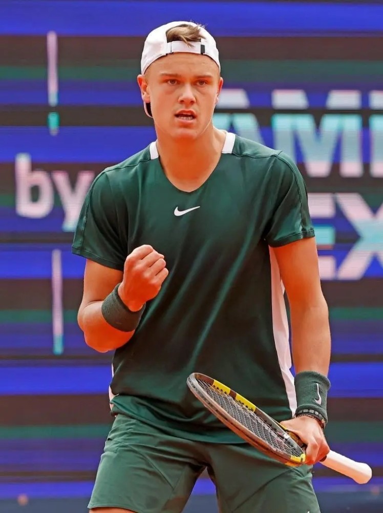 从逆风到巅 从逆风到巅