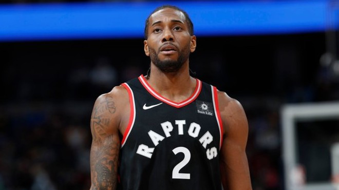 场上为球队 场上为球队