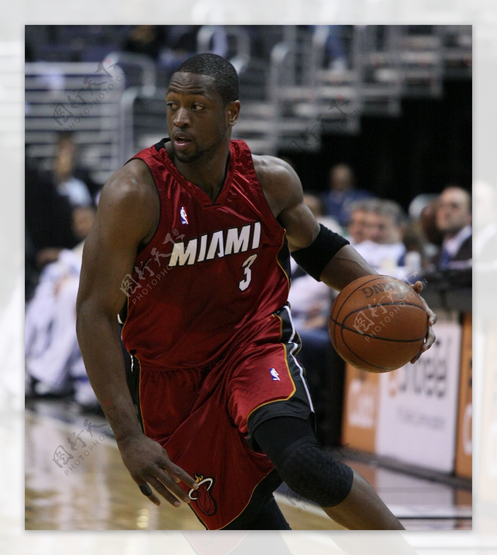 肘区与油漆 肘区与油漆